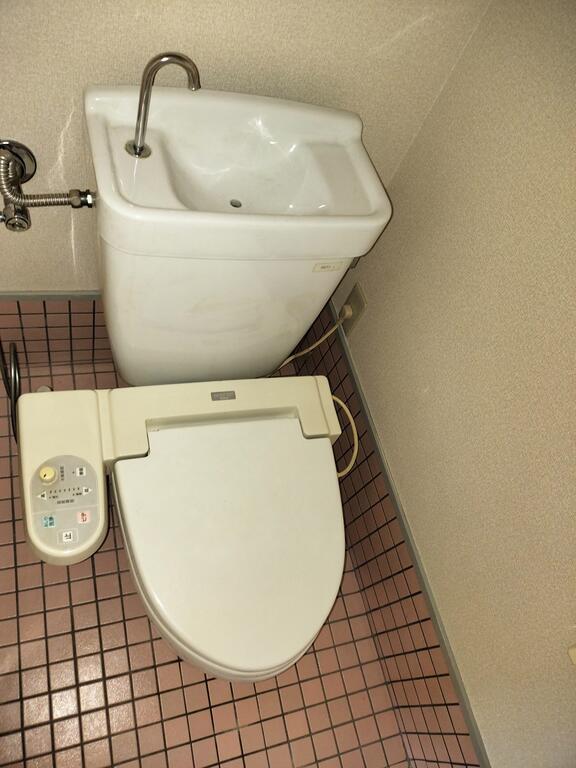 相生ビルのトイレ写真