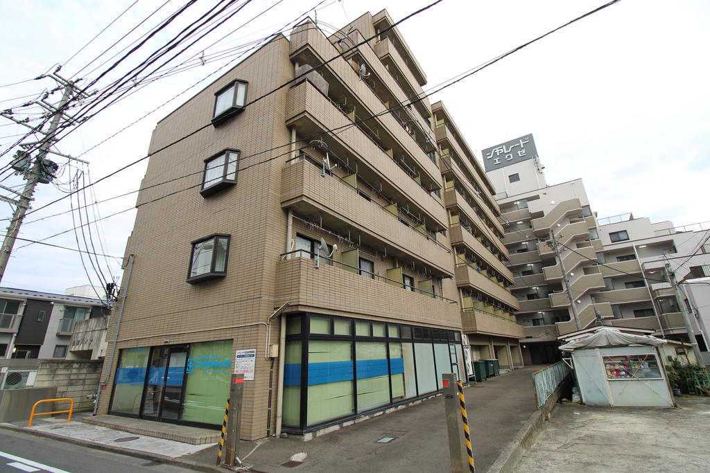シャレード北仙台の外観写真
