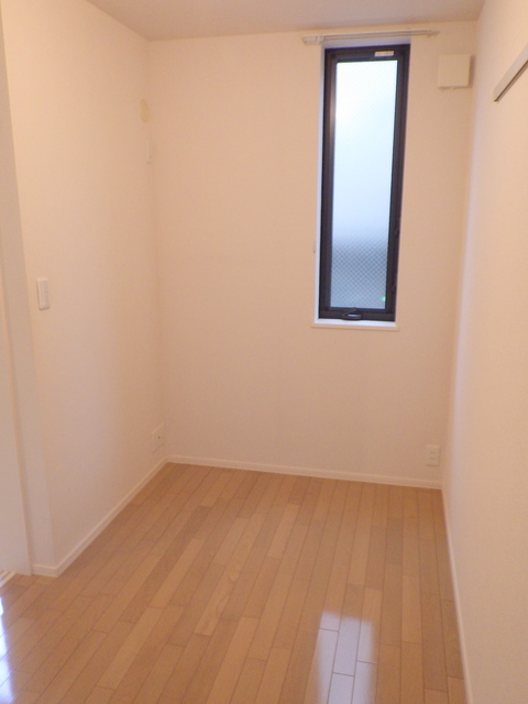 その他部屋・スペース　★明るいフローリングの角部屋です★