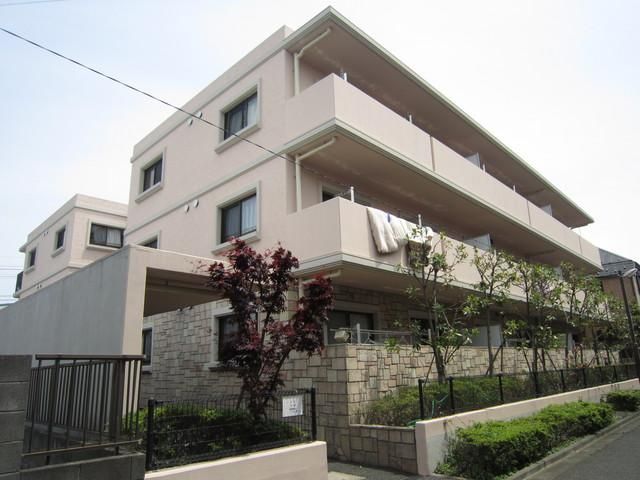 建物外観　レンガ調の外観