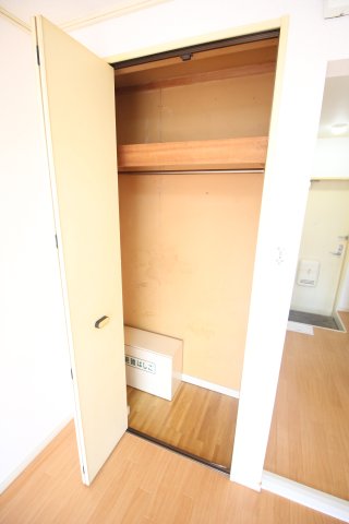 ヒルズ北葛西B棟の内装写真