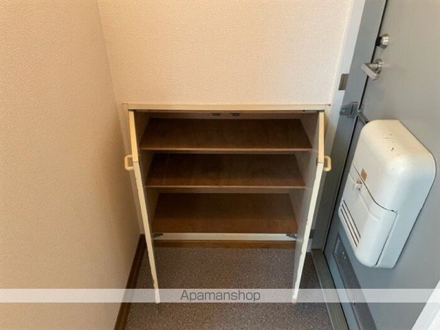 パールハイツの玄関写真