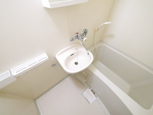 洗面設備　忙しい朝には欠かせない洗面所です