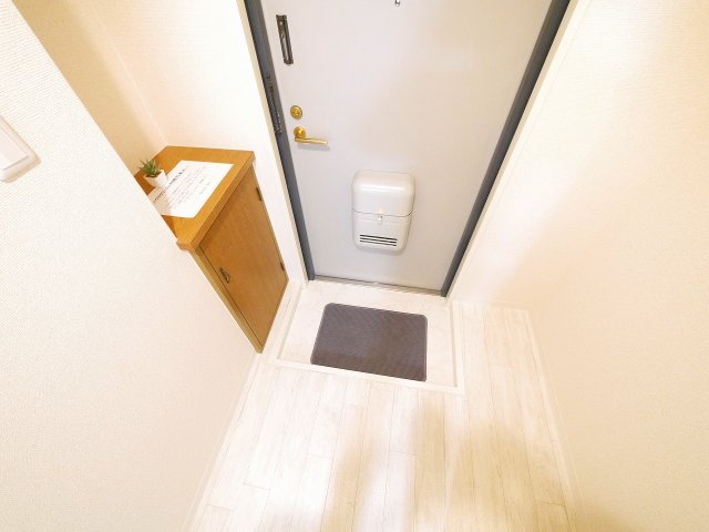 玄関　落ち着いた玄関です