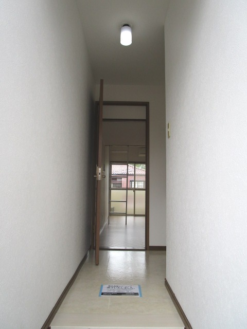 西鉄天神大牟田線 花畑駅 徒歩10分 2階建 築34年の玄関写真