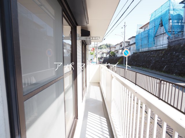 バルコニー　バルコニーあります