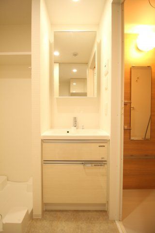 洗面設備　（別タイプ参考写真）ＭＡＸＩＶ王子ＲＩＣＯＴＴ　北区栄町