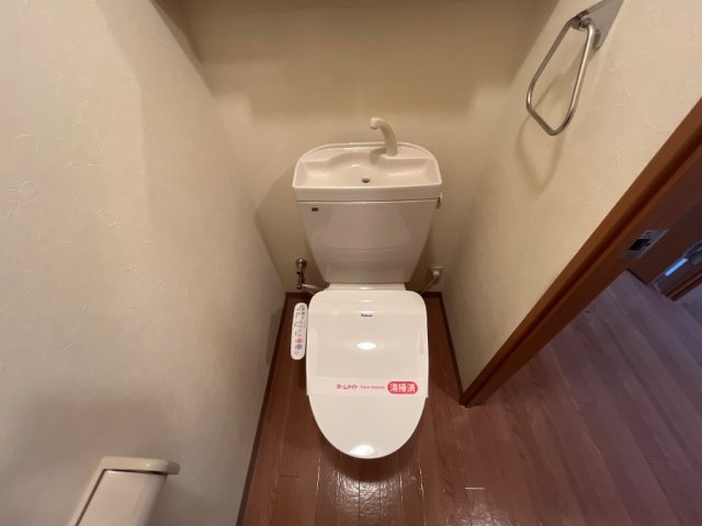 トイレ　シャワー付トイレ