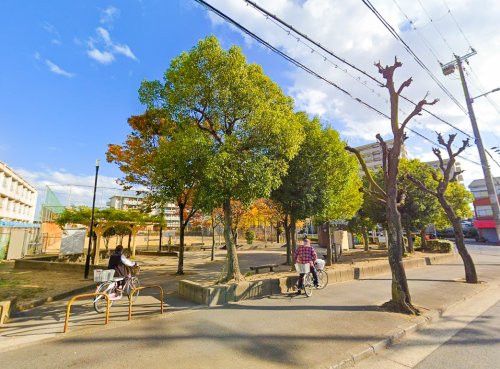 公園　敷津浦東公園（公園）まで240m