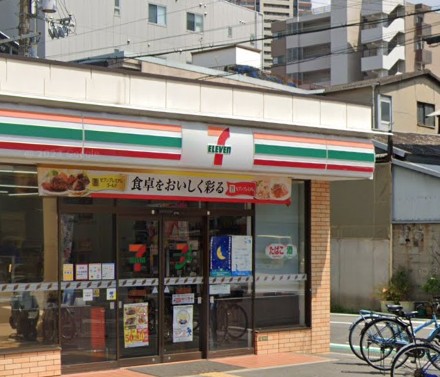 コンビニ　セブンイレブン 大阪大淀中店（コンビニ）まで377m