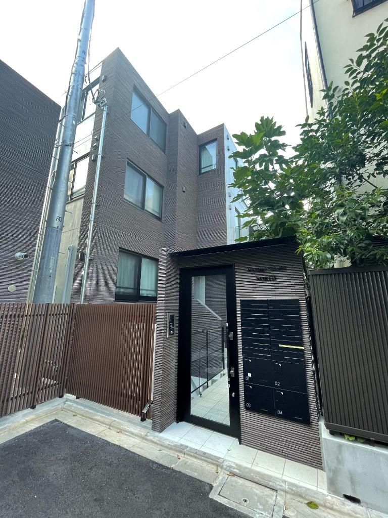 東京メトロ丸ノ内線 新中野駅 徒歩8分 築5年