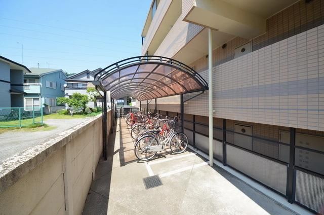 その他共有部分　♪屋根付駐輪場♪
