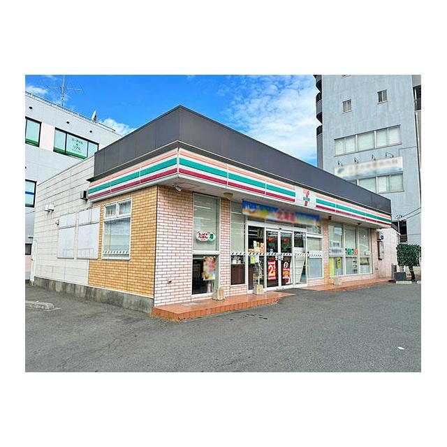 コンビニ　セブンイレブン厚木愛甲石田駅前店（コンビニ）まで583m