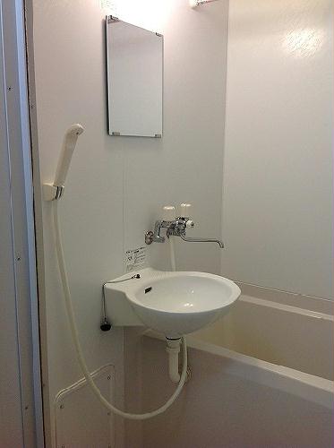 洗面設備　ユニット式