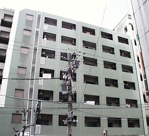 【名古屋市中区東桜のマンションの建物外観】