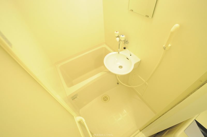 洗面設備　同等タイプのイメージ写真です。