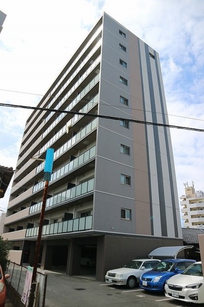 リオ　ラクーコの建物外観