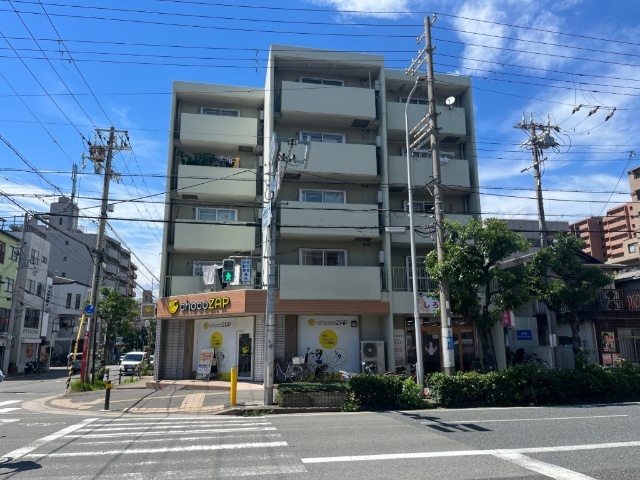 大和田ローズマンションの建物外観