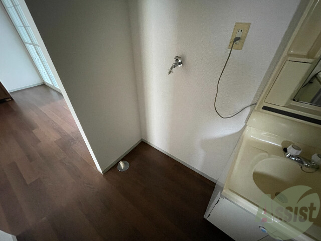 その他設備　洗濯機も問題なく設置できるスペースがありますね。