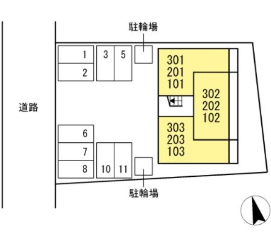 【D-avance六名の駐車場】