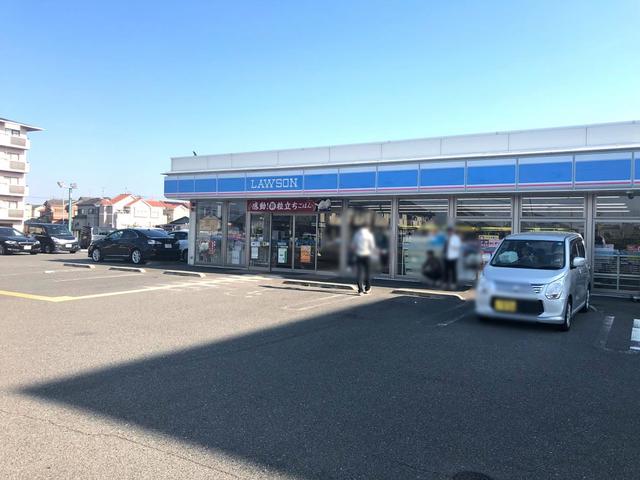 【貝塚市鳥羽のアパートのコンビニ】