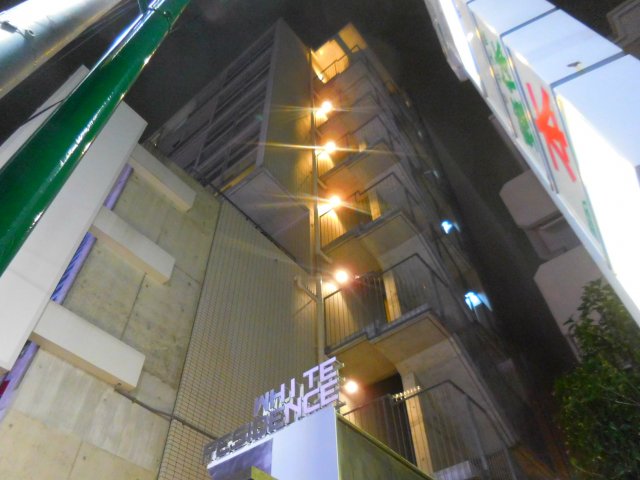 高槻市富田町のマンションの建物外観