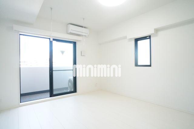 居室・リビング　広々としたお部屋です。