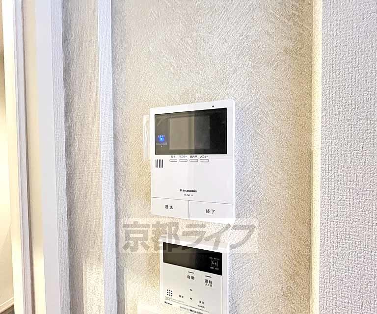 セキュリティ　同メーカーの類似写真