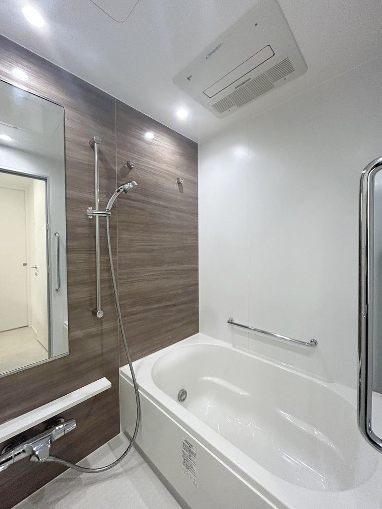 バス・シャワールーム　浴室