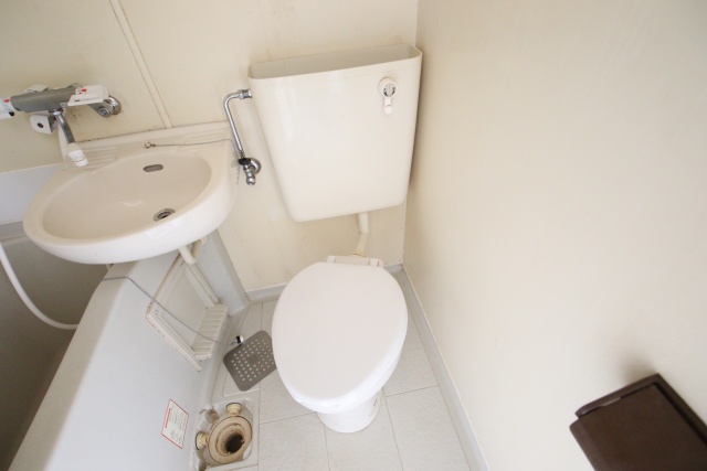 トイレ　別室の参考写真です。※現況優先