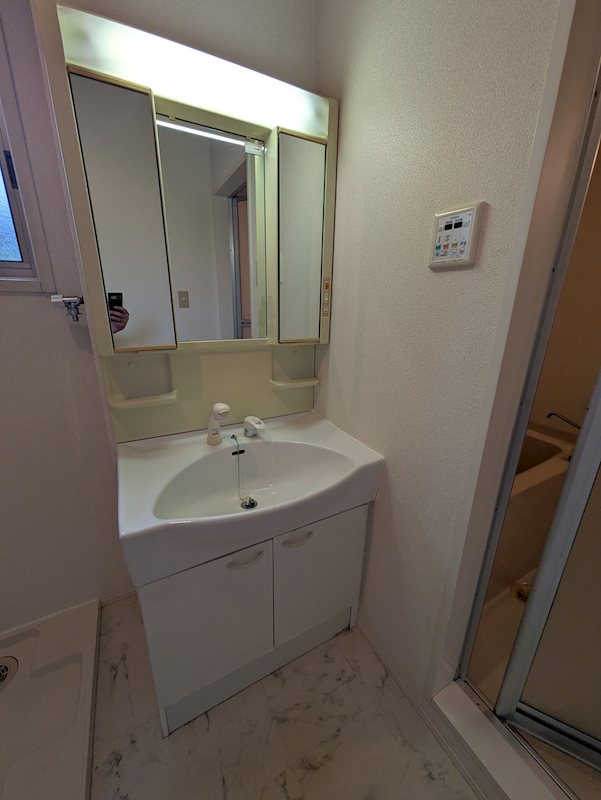 ＪＲ東海道本線 金谷駅 バス乗車時間：37分 最寄りバス停で下車 徒歩15分 2階建 築18年の内装写真