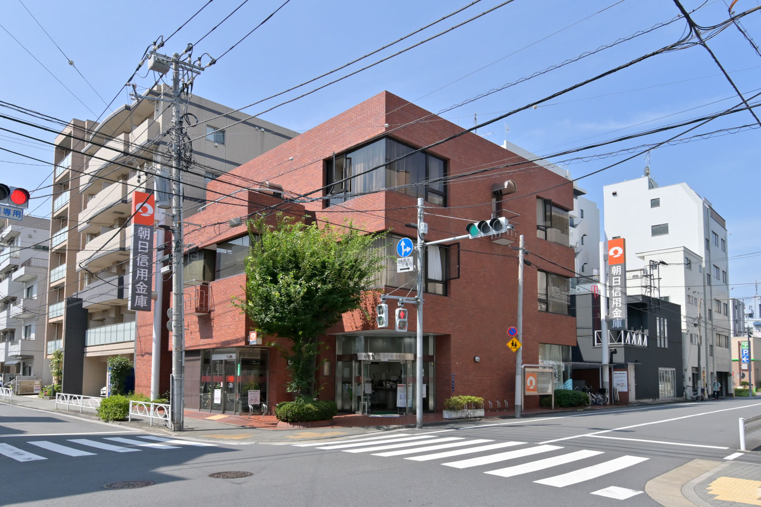 銀行　朝日信用金庫本所支店（銀行）まで231m