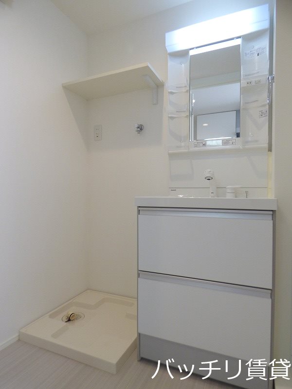 洗面設備　画像は同型タイプの為、現状優先とさせて頂きます。