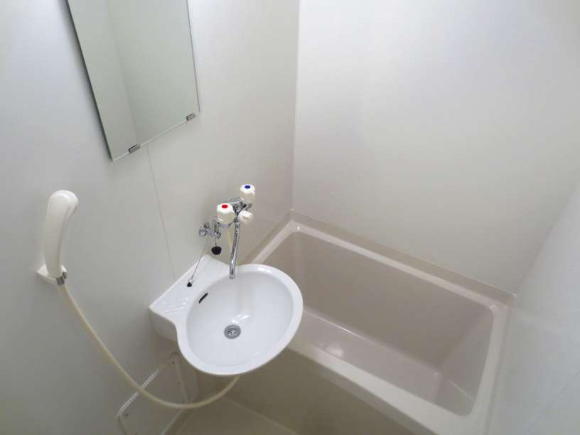 バス・シャワールーム　きれいなお風呂です