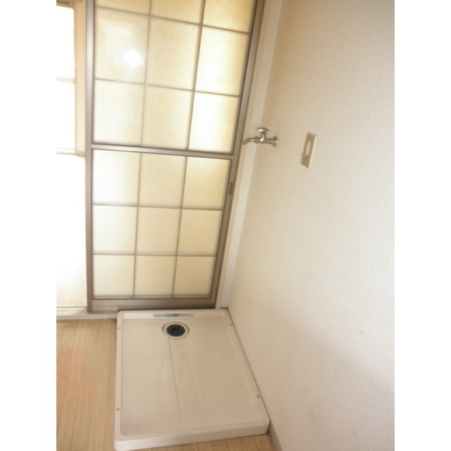 その他設備　洗濯機置場