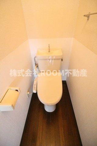 トイレ　落ち着いたトイレです