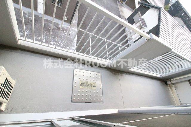 バルコニー　開放的で明るい空間を演出してくれるバルコニーです