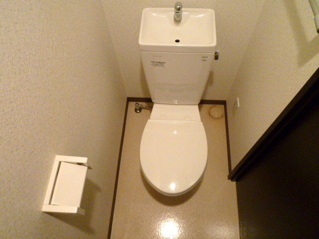トイレ　清潔なトイレです。