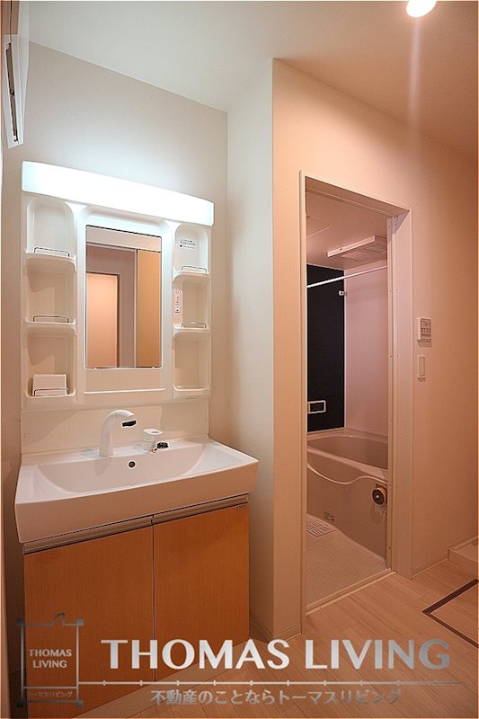 洗面設備　実際の写真を準備中の為、同型物件写真を添付しております。