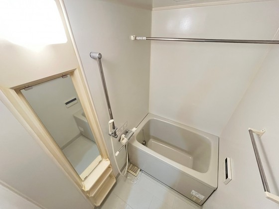 バス・シャワールーム　※別部屋の写真です