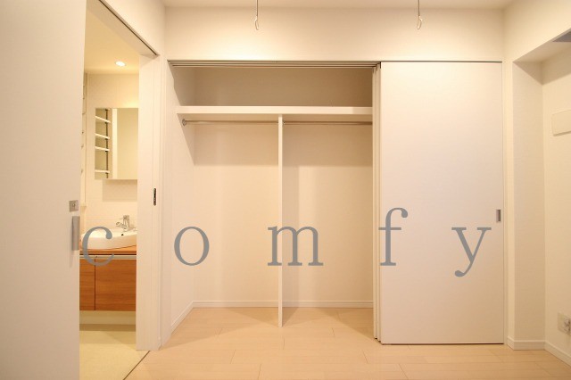 収納　クローゼット