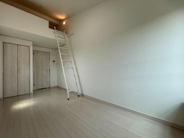 居室・リビング　?