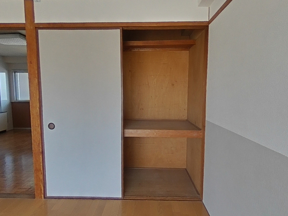 収納　※別号室の写真です。