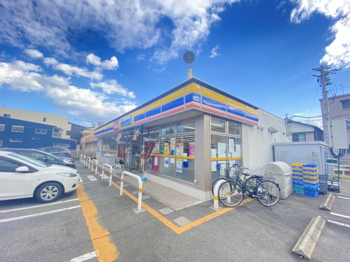 コンビニ　セブンイレブン 名古屋中新店（コンビニ）まで318m