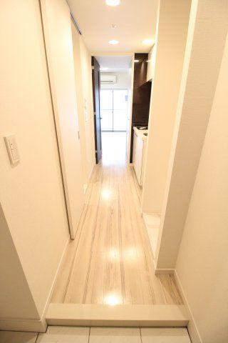 玄関　（別タイプ参考写真）コンシェリア駒込ＡＮＮＥＸ　北区田端3