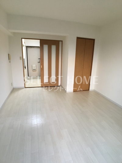 居室・リビング　使いやすい居間です 同型タイプ