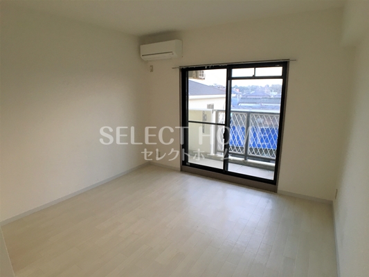 その他部屋・スペース　落ち着いた色調の寝室です 同型タイプ