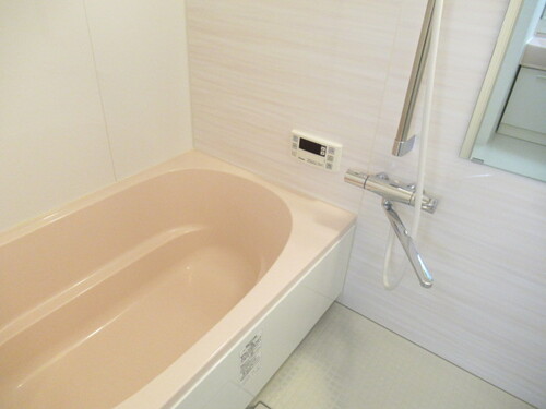 バス・シャワールーム　浴室　※前回募集時2020年10月の写真