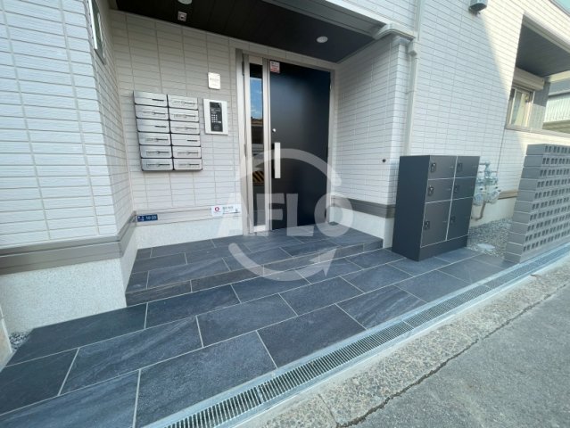 エントランス　グリーンコート鷹合　エントランス