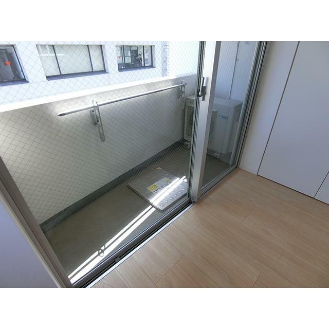 バルコニー　※同仕様写真含む